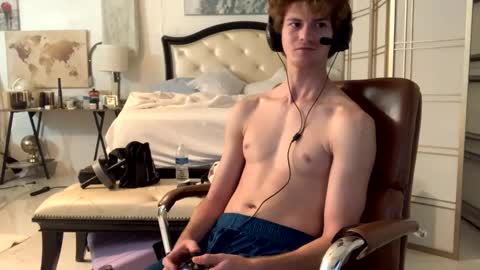 Stepbro online show from February 6, 2025, 4:36 pm