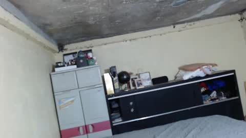 Snapshot of ur_asianversarap chatting on February 25, 2026, 12:15 pm asian versarap online show from February 25, 2026, 12:15 pm