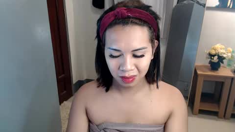 Vee online show from December 10, 2024, 1:22 am