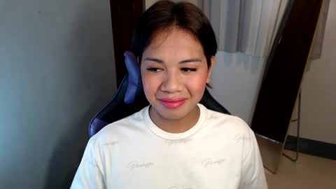 Vee online show from January 13, 2025, 3:12 am