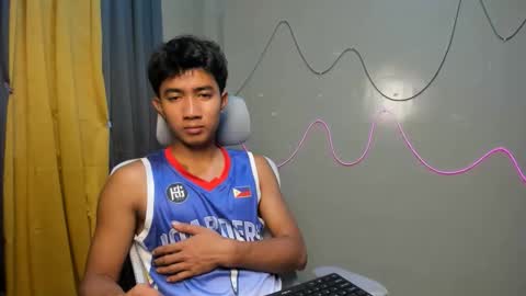 Snapshot of ur_hottestjonny chatting on May 9, 2026, 2:55 pm jonny online show from May 9, 2026, 2:55 pm