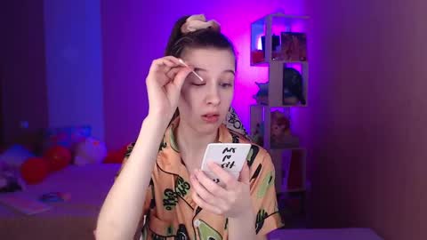 Snapshot of ur_kitty__ chatting on March 3, 2025, 1:09 pm Lera online show from March 3, 2025, 1:09 pm