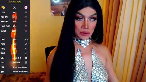 Snapshot of ur_new_fantasy chatting on December 4, 2025, 1:42 pm Call me Queeny online show from December 4, 2025, 1:42 pm