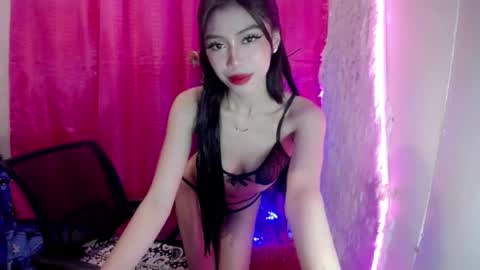 Snapshot of ur_pinay_daniella chatting on July 24, 2026, 3:15 am sweet princess online show from July 24, 2026, 3:15 am