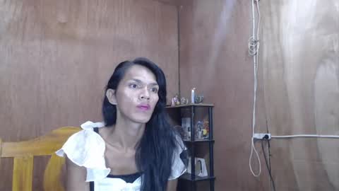 Ur Lovely Pricious online show from May 11, 2026, 4:04 pm