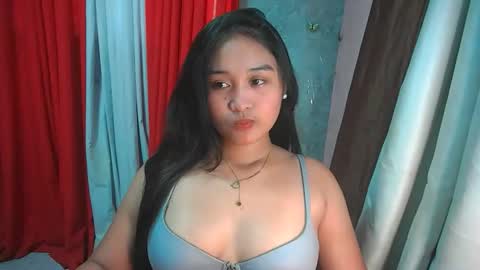 Snapshot of ur_truelyhot_dre chatting on April 14, 2026, 5:24 am ur_truelyhot_dre online show from April 14, 2026, 5:24 am