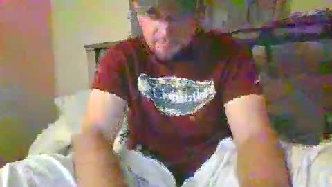 Snapshot of ur_zaddy4now chatting on December 9, 2024, 2:24 am ur_zaddy4now online show from December 9, 2024, 2:24 am