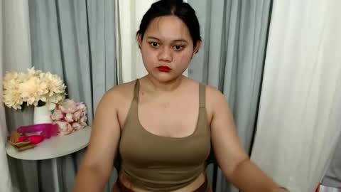urasian_cassey online show from April 17, 2026, 7:00 am