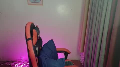Snapshot of urasian_crisa chatting on March 24, 2026, 11:59 am urasian_crisa online show from March 24, 2026, 11:59 am
