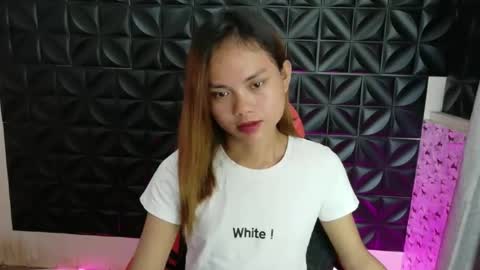 Snapshot of urasian_crisa chatting on April 17, 2026, 1:52 am urasian_crisa online show from April 17, 2026, 1:52 am
