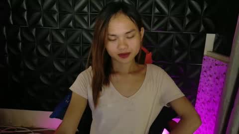 Snapshot of urasian_crisa chatting on April 23, 2026, 11:09 am urasian_crisa online show from April 23, 2026, 11:09 am