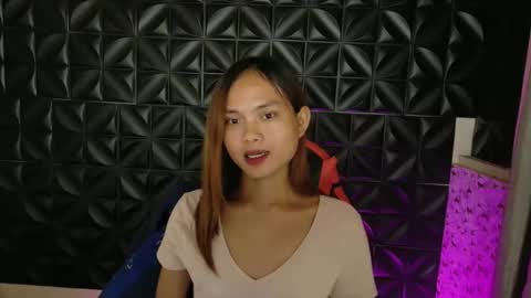 Snapshot of urasian_crisa chatting on April 23, 2026, 12:29 pm urasian_crisa online show from April 23, 2026, 12:29 pm