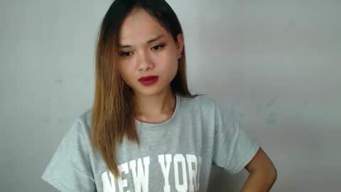 Snapshot of urasian_crisa chatting on May 25, 2026, 9:48 am urasian_crisa online show from May 25, 2026, 9:48 am