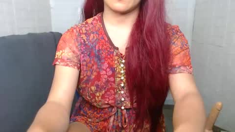 Snapshot of urasian_dreamgirl69 chatting on December 4, 2025, 9:12 pm bela online show from December 4, 2025, 9:12 pm