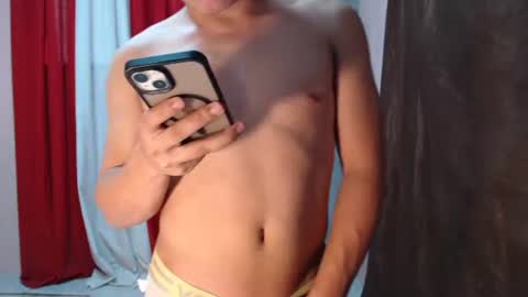 Snapshot of urasian_gil chatting on August 6, 2026, 4:47 am macky online show from August 6, 2026, 4:47 am