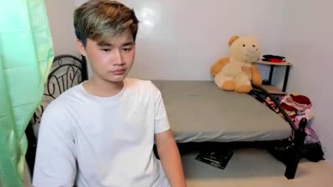 Snapshot of urasian_jhon1 chatting on November 24, 2025, 6:46 am jhon online show from November 24, 2025, 6:46 am