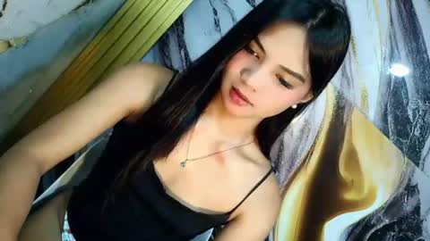 urasian_latinaxxx online show from July 25, 2026, 4:26 pm