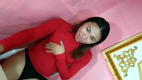 Snapshot of urasian_pinayxxx chatting on June 2, 2026, 5:15 pm Alvie online show from June 2, 2026, 5:15 pm