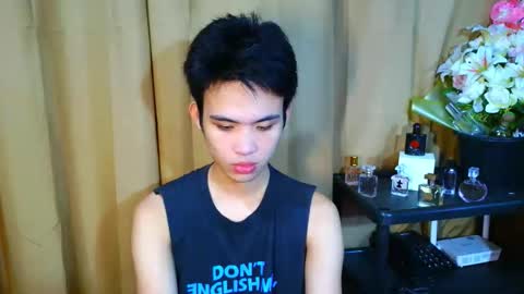 urasiancumboix2 online show from November 14, 2025, 8:24 am