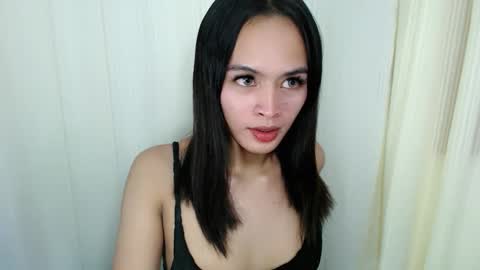 urasiancumgirl_ online show from March 13, 2026, 10:38 pm