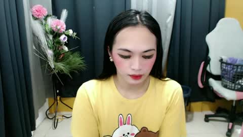 Snapshot of urasiancumgirl_ chatting on June 18, 2026, 5:41 am urasiancumgirl_ online show from June 18, 2026, 5:41 am