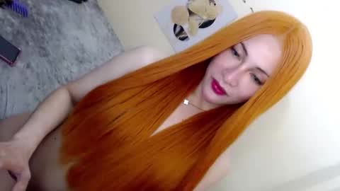 QUEEN ANGEL online show from June 8, 2026, 5:02 pm