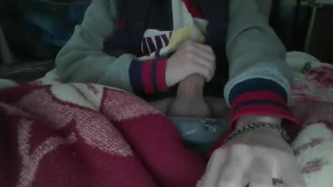 urbestlicker online show from December 19, 2025, 10:33 am