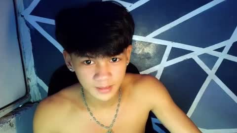 Snapshot of urboytoyjust chatting on July 13, 2026, 2:03 am JUSTINE online show from July 13, 2026, 2:03 am