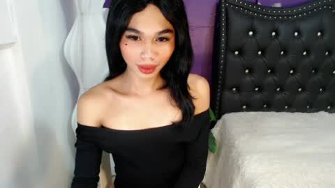 Snapshot of urcumcandymuse_ chatting on July 3, 2026, 1:28 pm CALL ME TINE online show from July 3, 2026, 1:28 pm