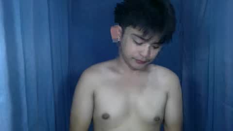 Snapshot of urcutiemikko chatting on January 11, 2026, 5:12 am urcutiemikko online show from January 11, 2026, 5:12 am