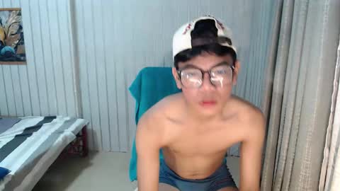 Snapshot of urdreamboy_doms chatting on March 26, 2026, 4:12 pm urdreamboy_doms online show from March 26, 2026, 4:12 pm