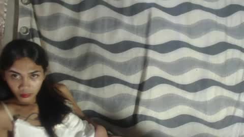 urexoticslimcummer online show from July 22, 2026, 11:51 pm