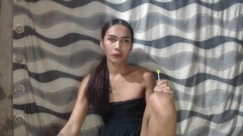 urexoticslimcummer online show from July 27, 2026, 6:20 am
