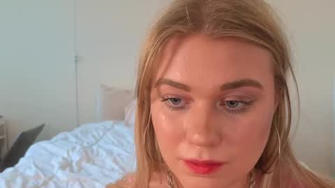 Snapshot of urfavcollegegirl chatting on February 20, 2025, 12:08 am Maryia Kay online show from February 20, 2025, 12:08 am