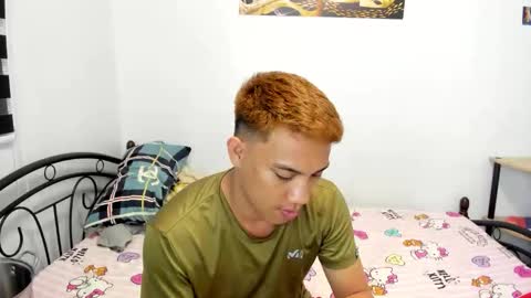 urfucker_vinz online show from June 1, 2026, 3:47 pm