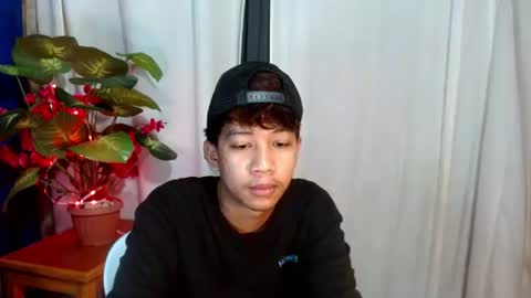 urhardfucker_joseph online show from July 5, 2026, 1:29 pm