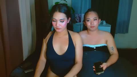 Urhoney Jennie online show from May 14, 2026, 2:51 am