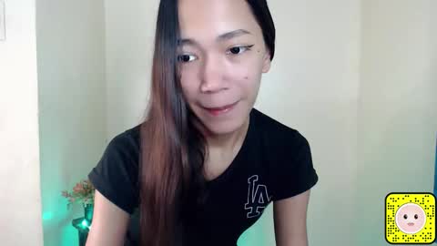 urhot_athena online show from October 17, 2025, 12:52 pm