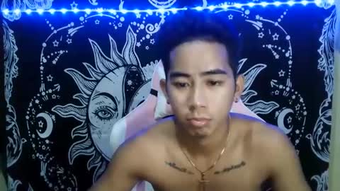 Snapshot of urhot_joshxx chatting on March 3, 2025, 2:15 pm Josh online show from March 3, 2025, 2:15 pm