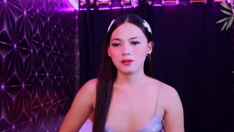 urhot_maxine online show from July 20, 2026, 12:47 am