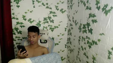 Snapshot of urhotfuckingass chatting on January 26, 2025, 3:06 am richard online show from January 26, 2025, 3:06 am