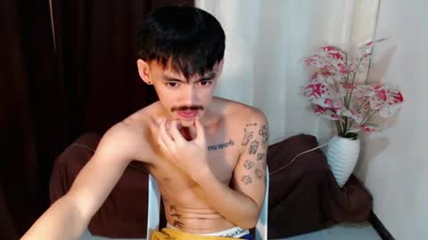 urhunky_boy online show from July 28, 2026, 11:17 am