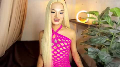 Snapshot of urladyprincessmassivecock chatting on October 6, 2025, 6:38 pm jhaii online show from October 6, 2025, 6:38 pm