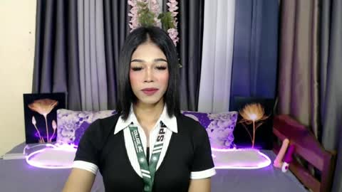 urlovely_jemma online show from June 12, 2026, 9:35 pm