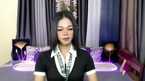 urlovely_jemma online show from June 13, 2026, 8:07 pm