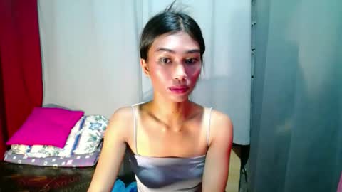 urloverjasmine_xx online show from June 5, 2026, 9:48 am