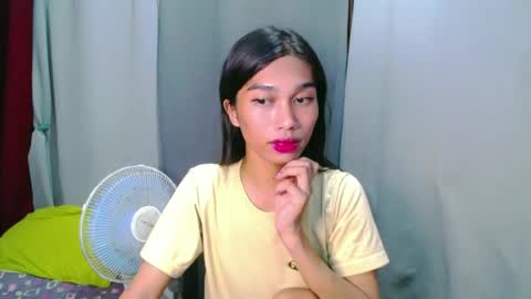 Snapshot of urloverjasmine_xx chatting on June 22, 2026, 3:25 am urloverjasmine_xx online show from June 22, 2026, 3:25 am
