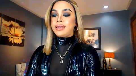 UrMajestyTyra online show from February 18, 2025, 12:37 am