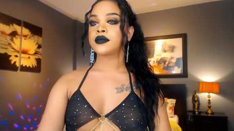 UrMajestyTyra online show from April 12, 2026, 1:21 am