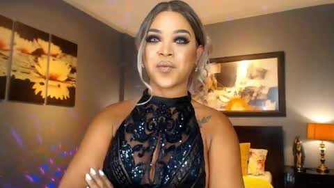 UrMajestyTyra online show from May 27, 2026, 1:02 am